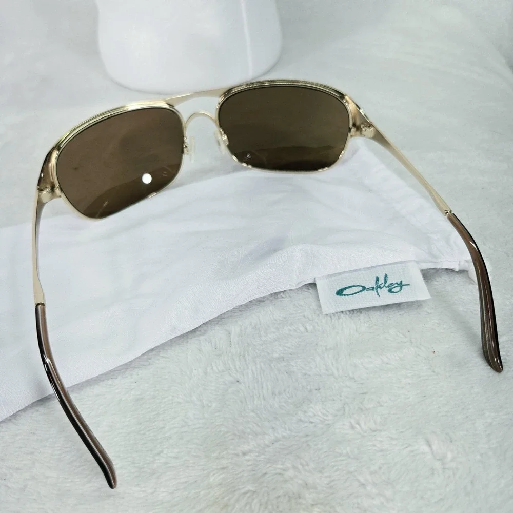 Oakley Cover Story Sunglasses Women Gold Black Metal Bronze Tinted Lenses Pilot